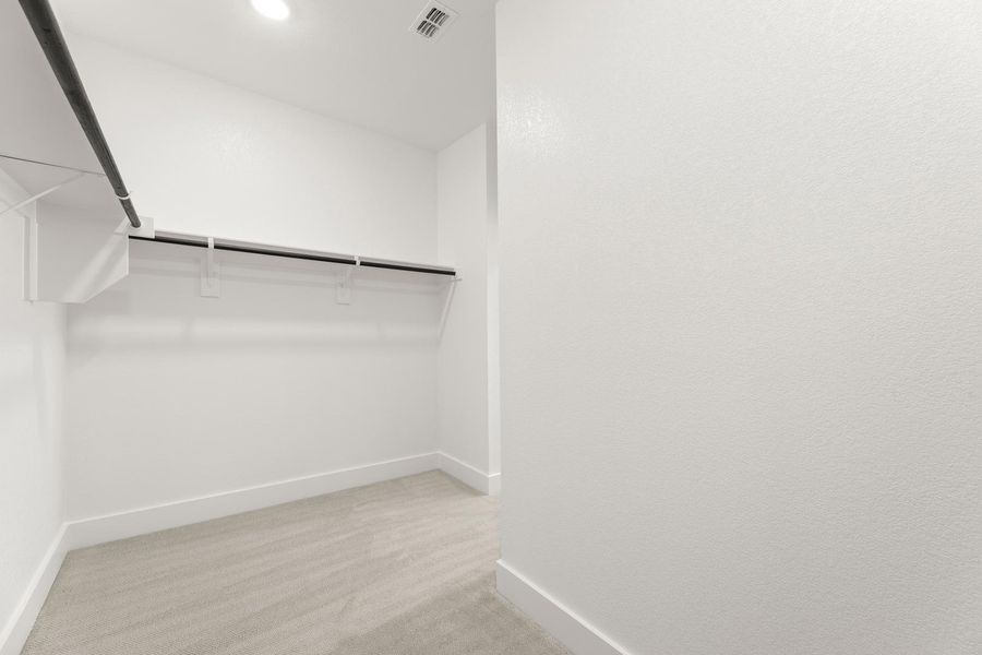 Spacious, unfurnished interior of a new home in Union Park, Little Elm (Image 21).