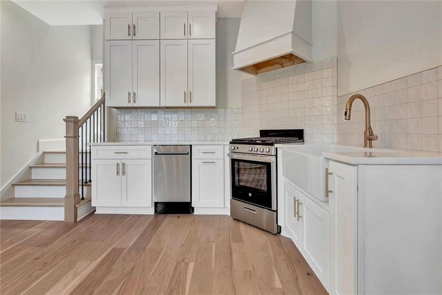 Furnished interior view inside a new home in , Senoia (Image 7).