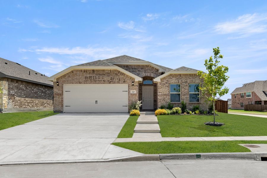 Front exterior of a new home in De Berry Reserve, Royse City, TX, highlighting curb appeal (Image 1). Front exterior of a new home in De Berry Reserve, Royse City, TX, highlighting curb appeal (Image 1).