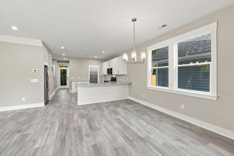 Spacious, unfurnished interior of a new home in , Hanahan (Image 27).