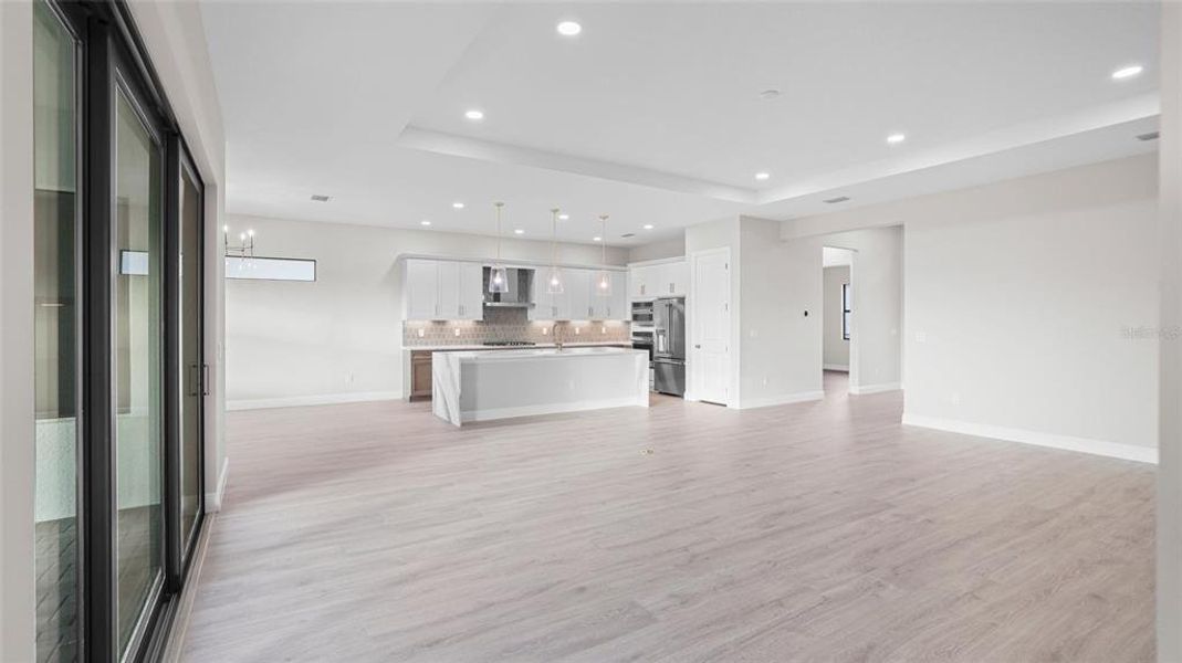 Spacious, unfurnished interior of a new home in Cresswind Lakewood Ranch, Lakewood Ranch (Image 33).