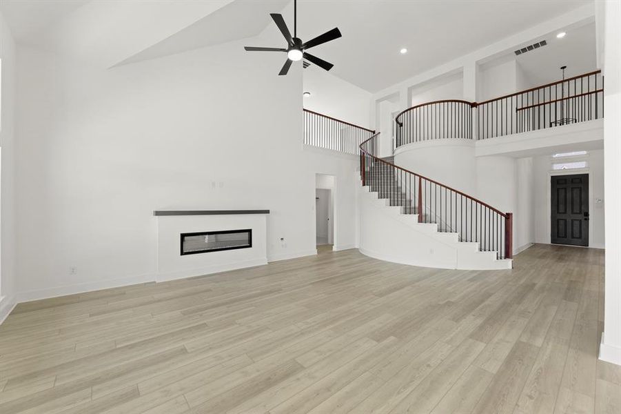 7_08. 953 Gold Finch - Family (2)