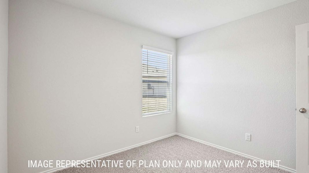 Representative unfurnished interior of a home built from the Estero by D.R. Horton in The Villages at Schwertner Ranch, Jarrell (Image 23).