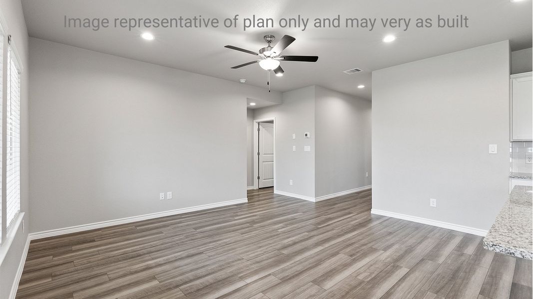 Spacious, unfurnished interior of a new home in London Towne, Corpus Christi (Image 15).