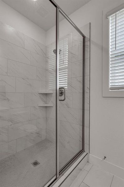 Close-up of interior finishes inside a home in Heritage Towne, Grand Prairie (Image 20).