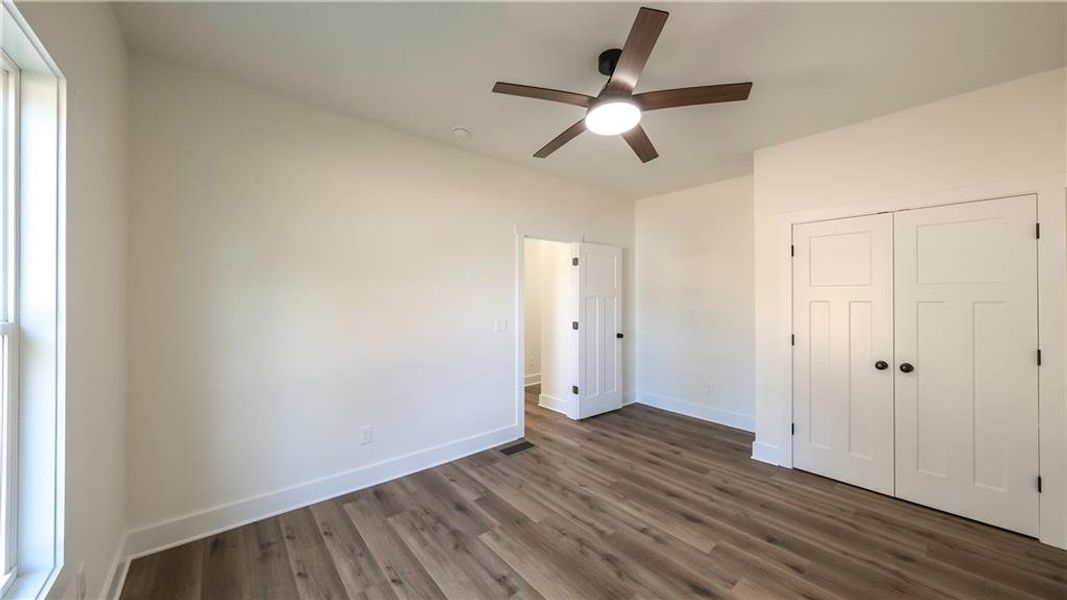 Spacious, unfurnished interior of a new home in , Bremen (Image 17).