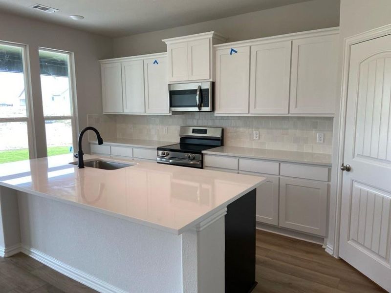 Furnished interior view inside a new home in Hillview Addition, Decatur (Image 4).
