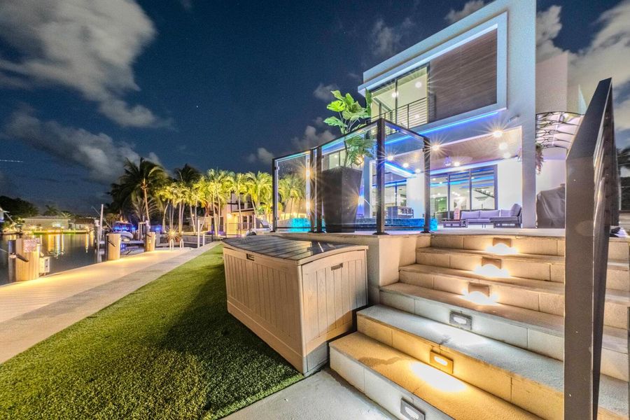 Image 71 of a home in .