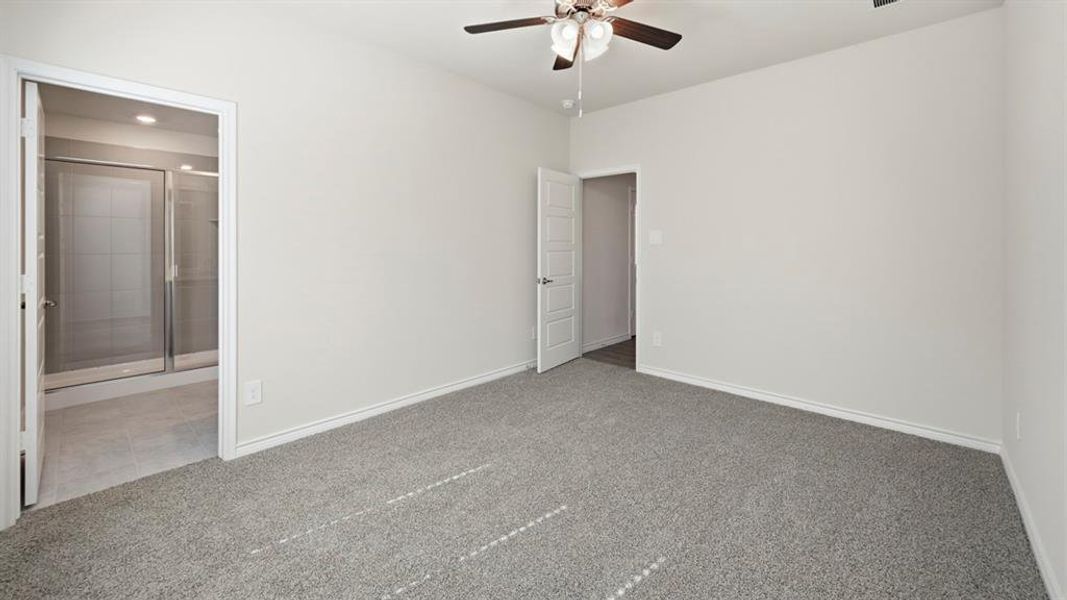 Spacious, unfurnished interior of a new home in Winchester Crossing, Princeton (Image 16).