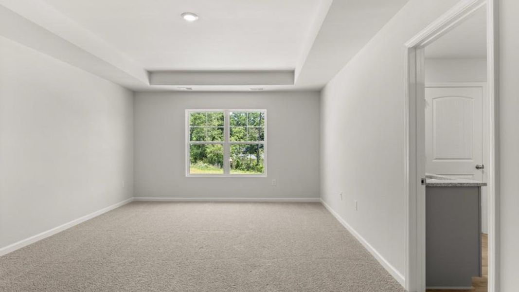 Spacious, unfurnished interior of a new home in Village at Pine Valley, Gainesville (Image 19).