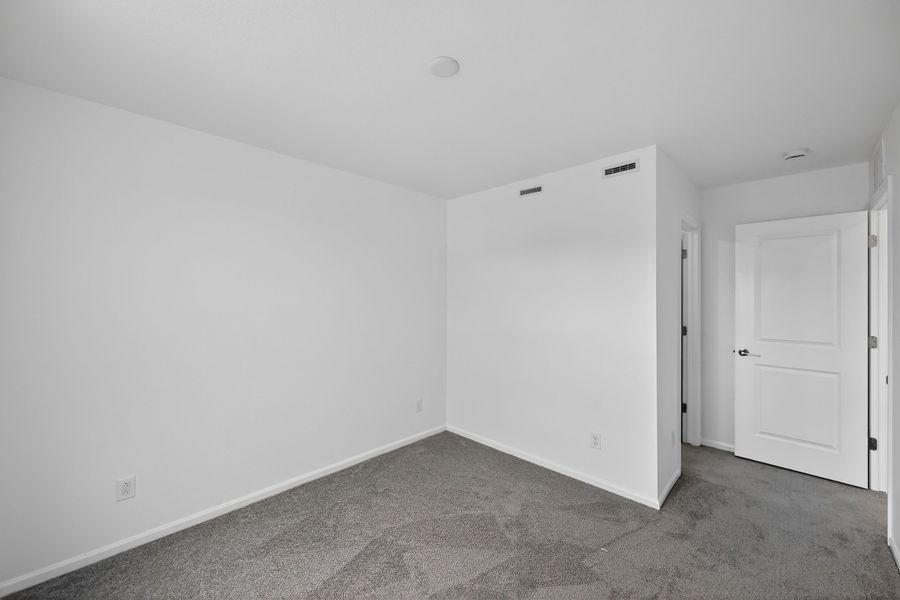 Spacious, unfurnished interior of a new home in Lake Bluff, Greeley (Image 38). Spacious, unfurnished interior of a new home in Lake Bluff, Greeley (Image 38).