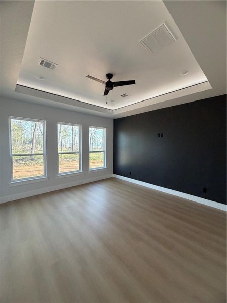 Spacious, unfurnished interior of a new home in , Coldspring (Image 19).