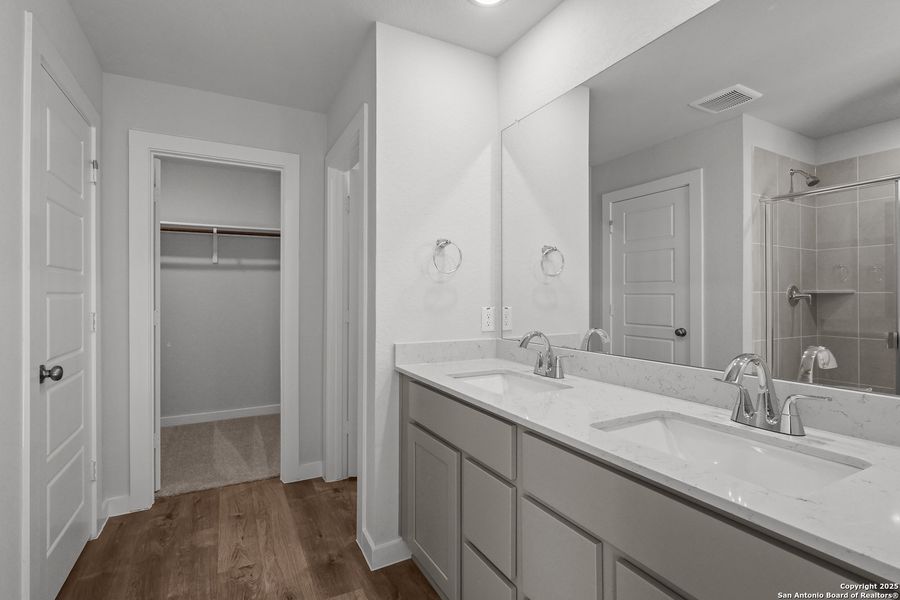 Furnished interior view inside a new home in Senna, Leon Valley (Image 9). Furnished interior view inside a new home in Senna, Leon Valley (Image 9).