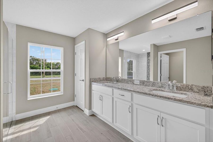 Furnished interior view inside a new home in , Spring Hill (Image 8).