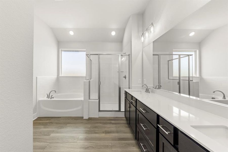 21. 4115 Olmsted - Bath