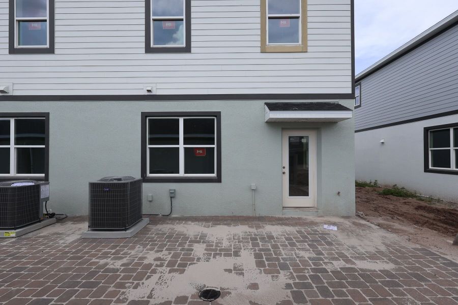 Exterior Exterior