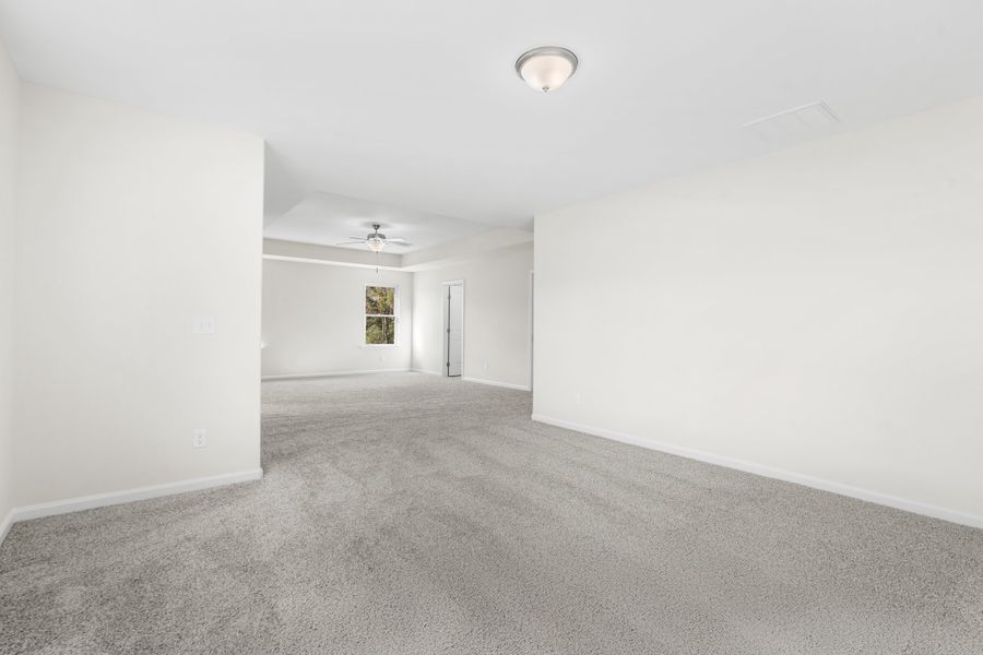 Representative unfurnished interior of a home built from the The Gwinnett by Smith Family Homes in Settlers Hammock, Kingsland (Image 26).