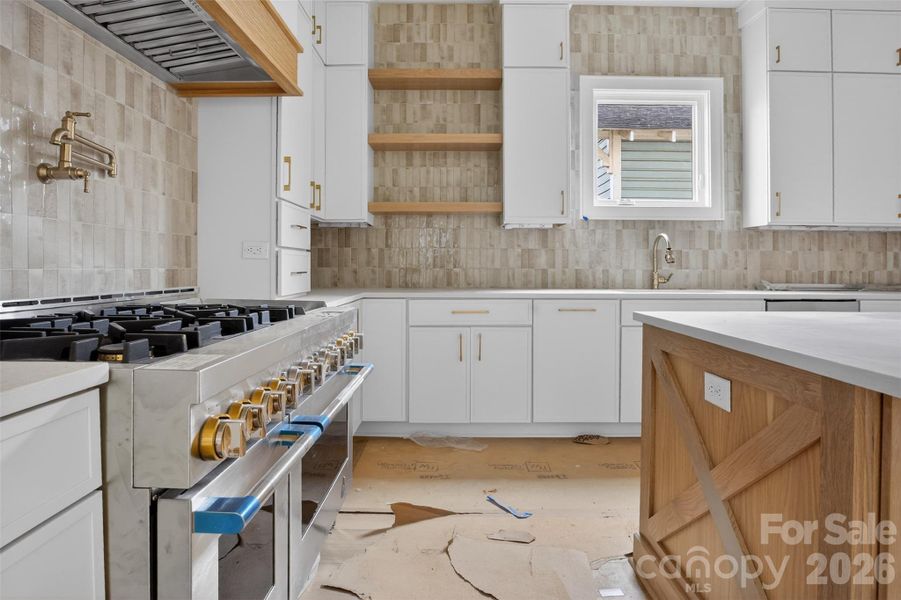 Furnished interior view inside a new home in , Charlotte (Image 11).