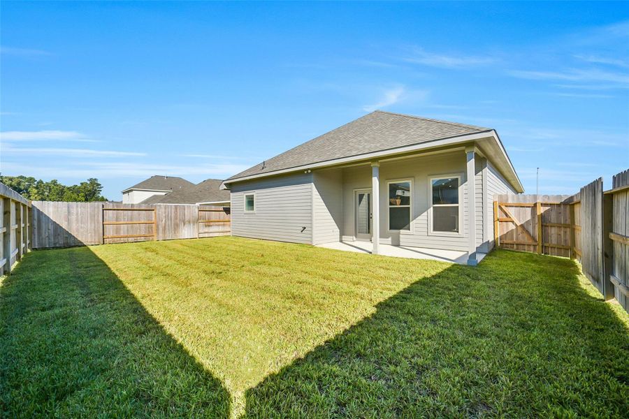 Exterior details and patio area of a home in Mostyn Springs, Magnolia (Image 21). Exterior details and patio area of a home in Mostyn Springs, Magnolia (Image 21).