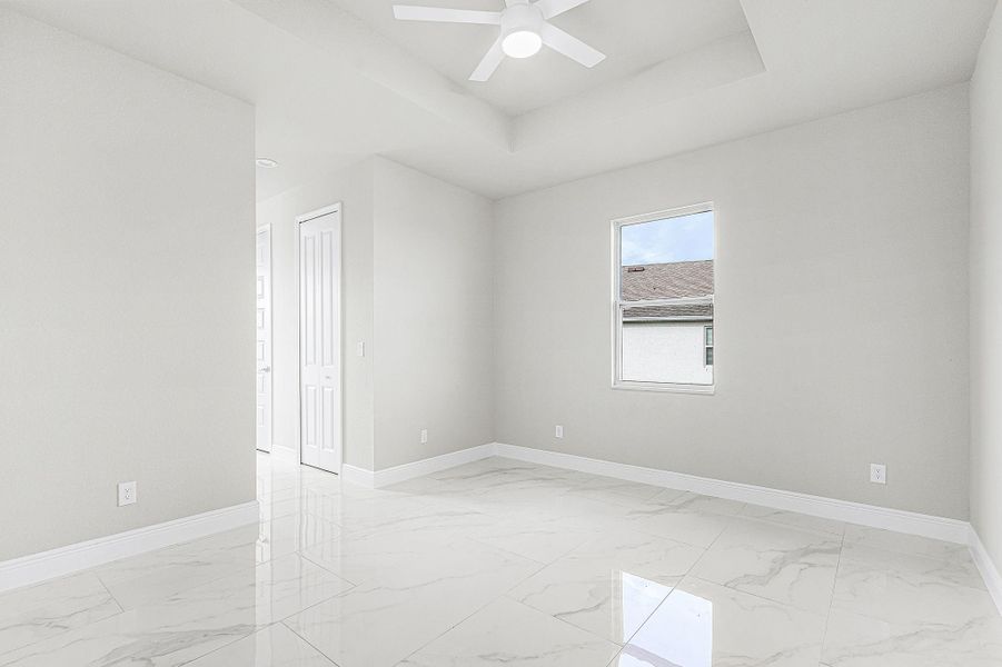 Spacious, unfurnished interior of a new home in , Port LaBelle (Image 14).