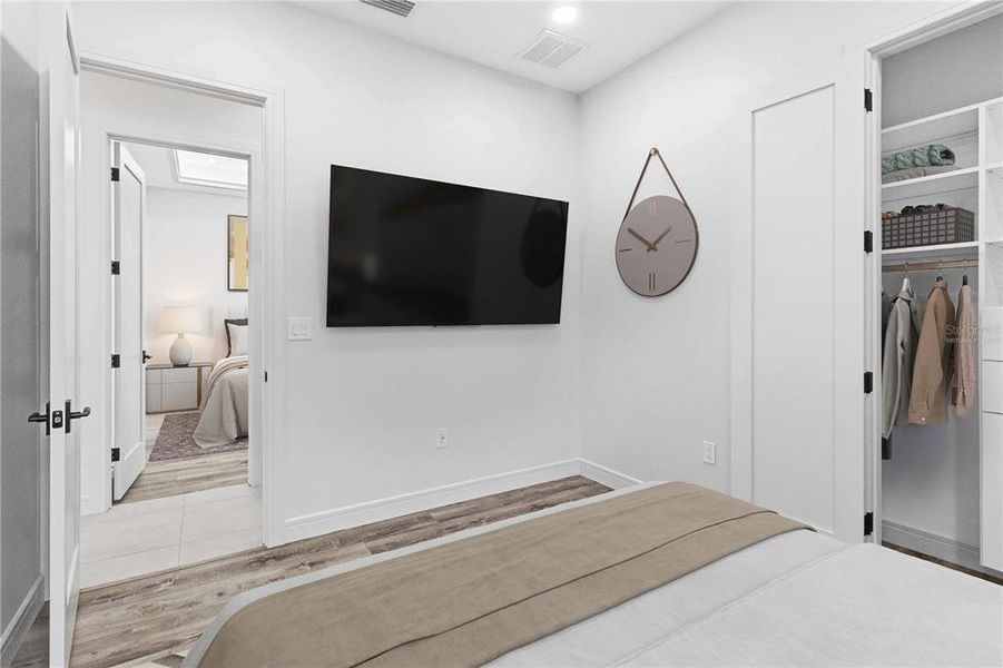 Furnished interior view inside a new home in , Plant City (Image 20).