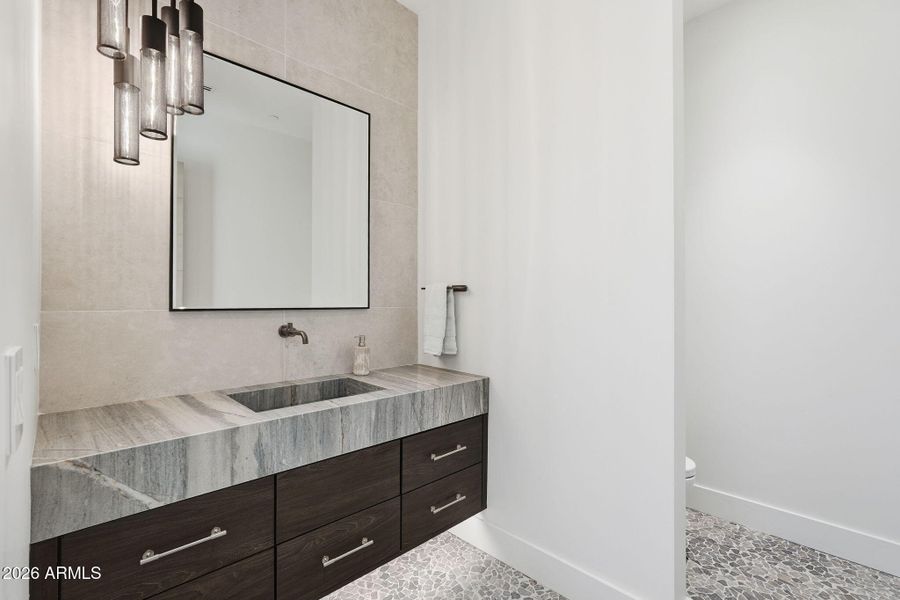 133_ListerPros (2) 133_ListerPros (2)