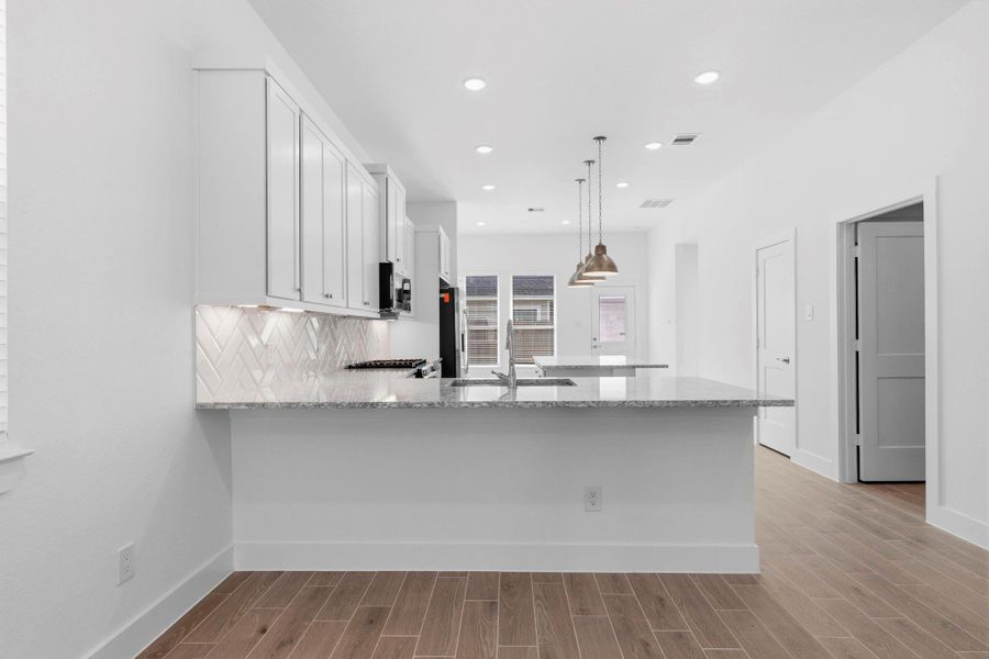 Furnished interior view inside a new home in Emory Glen, Magnolia (Image 8).