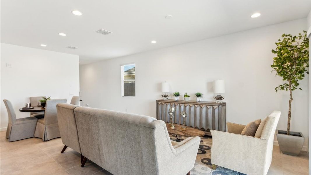 Representative furnished interior of a home built from the Camden by D.R. Horton in Sorrento, Maricopa (Image 11).