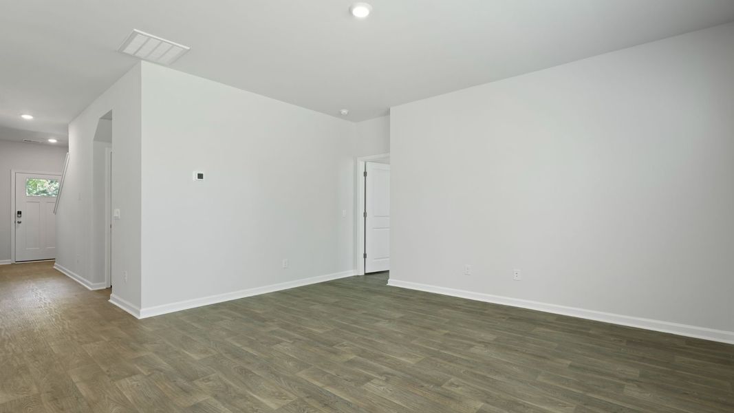 Representative unfurnished interior of a home built from the ELLE by D.R. Horton in Lakeview at Kitfield, Moncks Corner (Image 20).