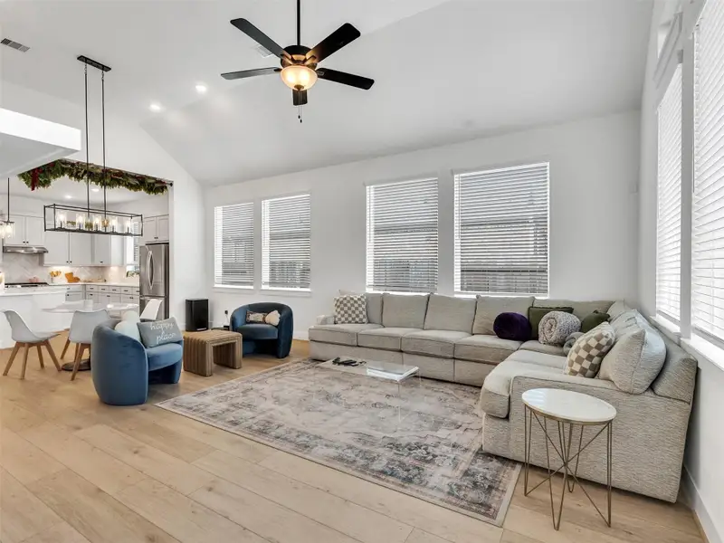 Furnished interior view inside a new home in Cherrywood Estates, Tomball (Image 6).