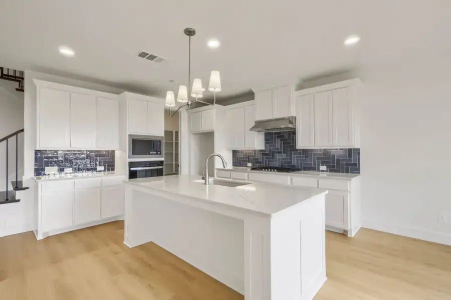 3156 Sir River - Kitchen