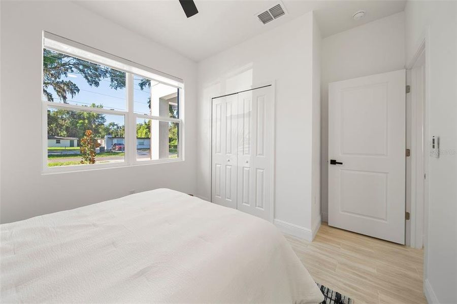 Furnished interior view inside a new home in , Orlando (Image 21).