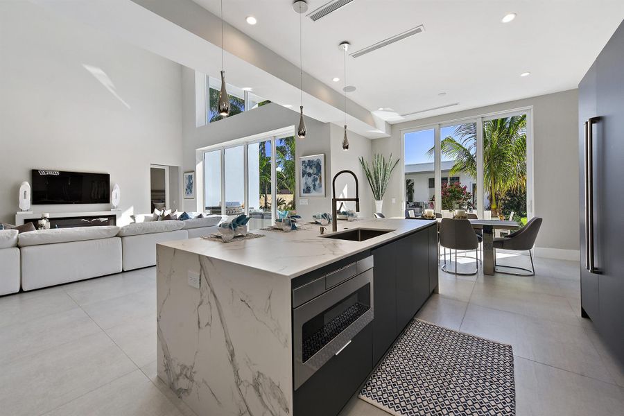 Furnished interior view inside a new home in , Fort Lauderdale (Image 9).