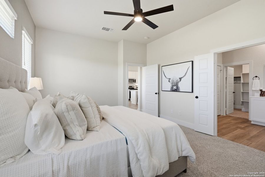 Furnished interior view inside a new home in Hunters Ranch, San Antonio (Image 32).