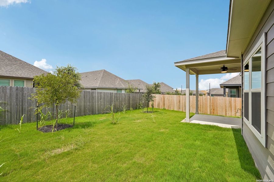Exterior details and patio area of a home in Arcadia Ridge - Premier Series, San Antonio (Image 28).