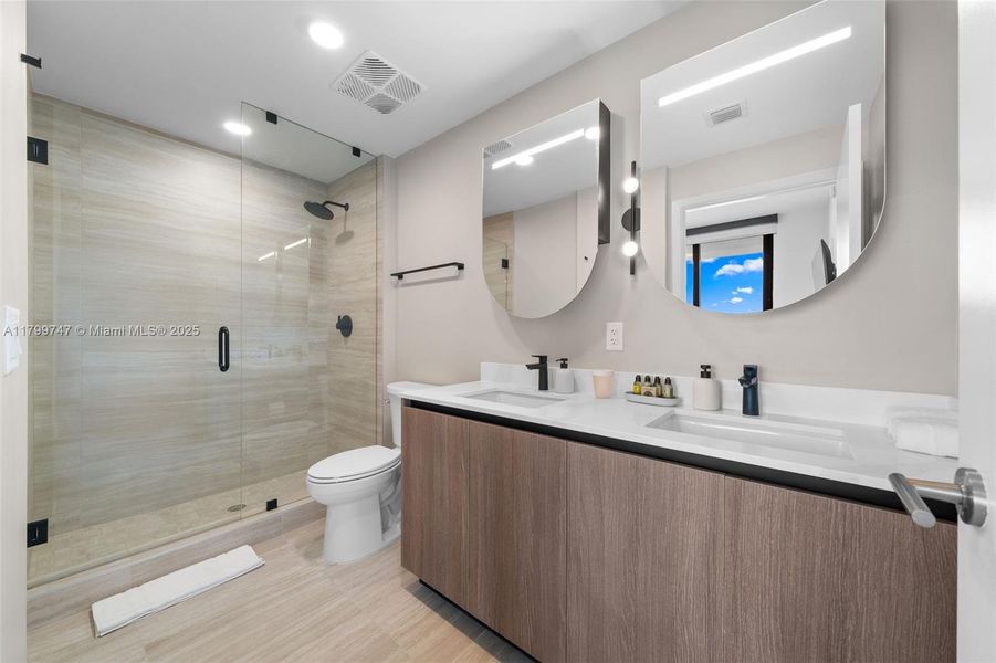 Furnished interior view inside a new home in 72 Park, Miami Beach (Image 16).