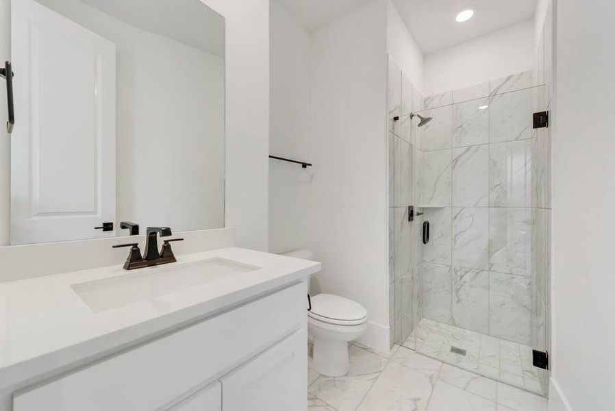 Furnished interior view inside a new home in Silverleaf Estates in Frisco, Frisco (Image 6).