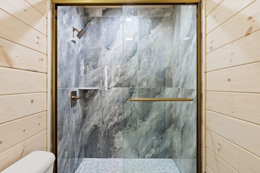 Close-up of interior finishes inside a home in , Blue Ridge (Image 20).