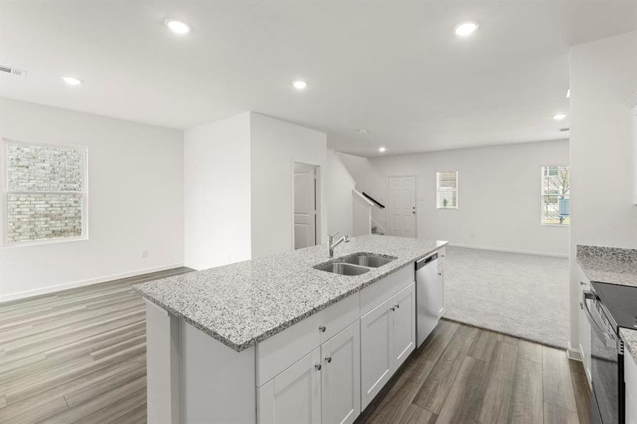 09. 3216 Landslide - Kitchen (3) 09. 3216 Landslide - Kitchen (3)