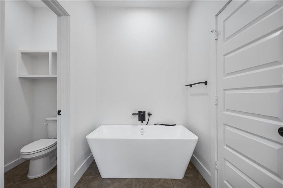 Furnished interior view inside a new home in , Lindale (Image 14).