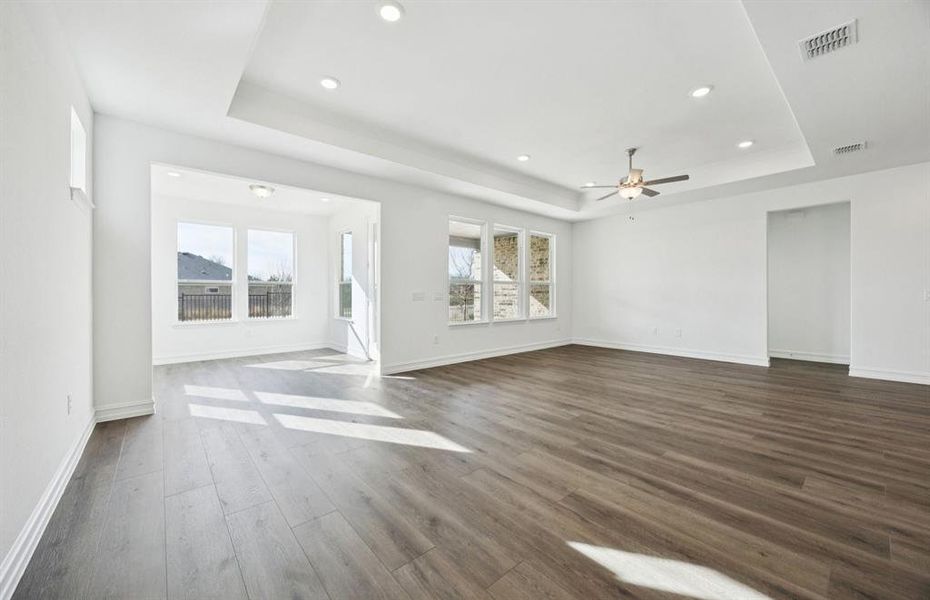 Sunroom just off the livingh space