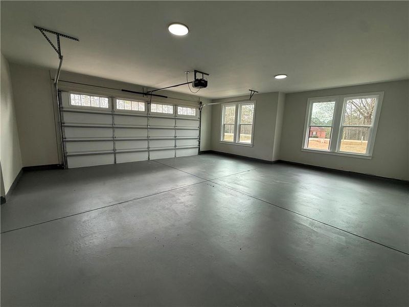 Spacious, unfurnished interior of a new home in , Covington (Image 48).