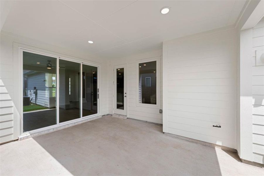 Spacious, unfurnished interior of a new home in Terrace Collection at Harvest, Argyle (Image 21). Spacious, unfurnished interior of a new home in Terrace Collection at Harvest, Argyle (Image 21).