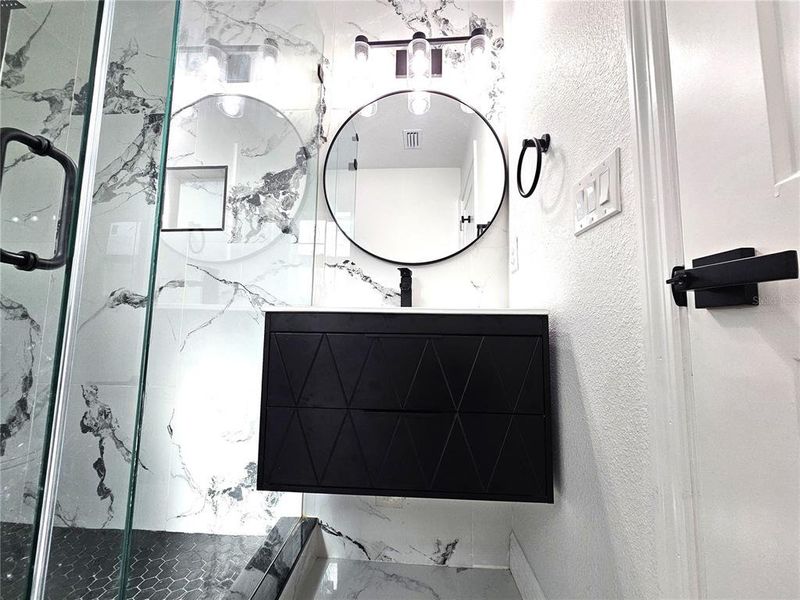 Image 25 of a home in .