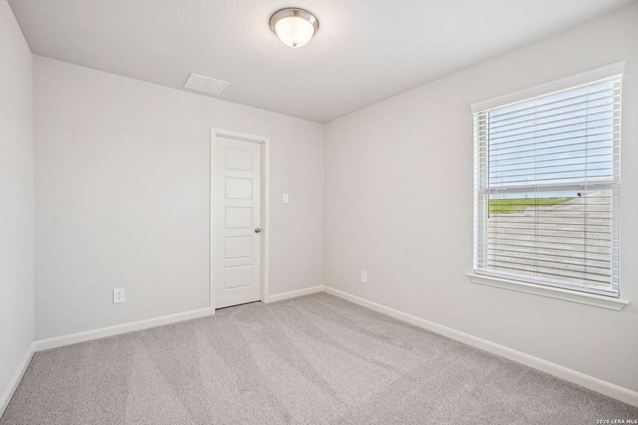 Spacious, unfurnished interior of a new home in Remington Ranch, San Antonio (Image 42). Spacious, unfurnished interior of a new home in Remington Ranch, San Antonio (Image 42).
