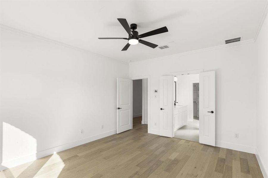 Spacious, unfurnished interior of a new home in Trails at Cottonwood Creek, Rowlett (Image 10). Spacious, unfurnished interior of a new home in Trails at Cottonwood Creek, Rowlett (Image 10).