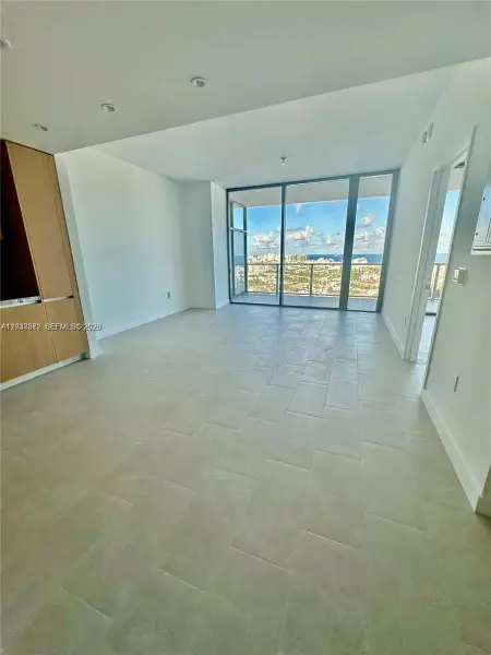 Spacious, unfurnished interior of a new home in , Miami Beach (Image 5). Spacious, unfurnished interior of a new home in , Miami Beach (Image 5).