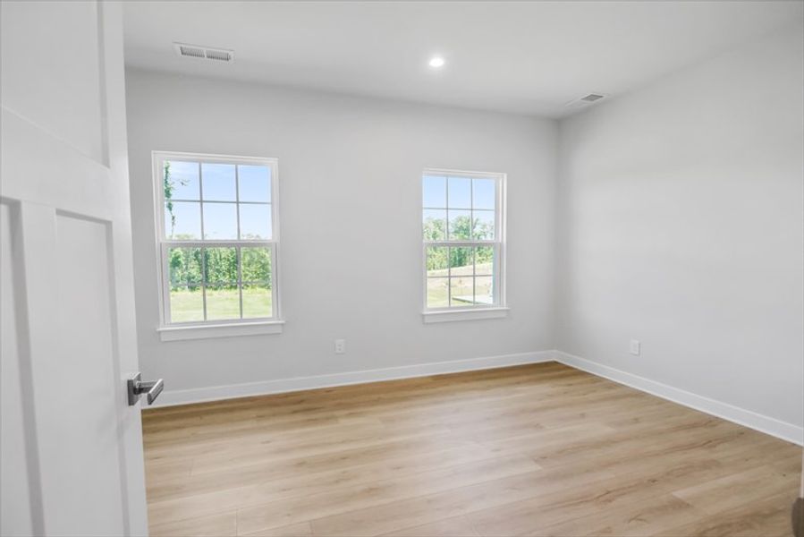Spacious, unfurnished interior of a new home in Everly Estates, Spartanburg (Image 9).