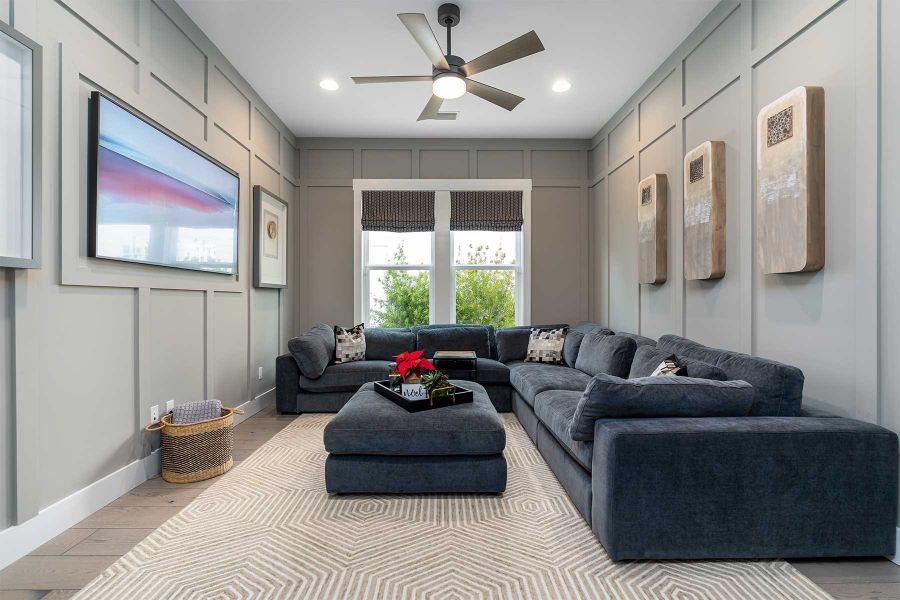 Representative furnished interior of a home built from the Harper - Hidden Creek by MasterCraft Builder Group in SilverLeaf, St. Augustine (Image 12).