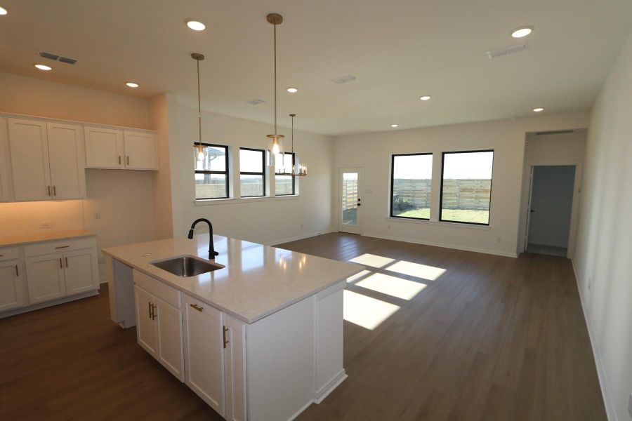 Image 41 of a home in Austin Point.